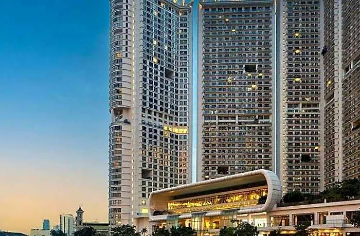 Novotel Manila